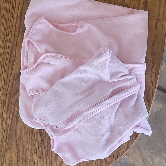 Two sleep sacks - Picture 2 of 2